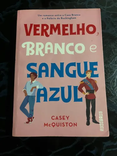Livro "vermelho, branco, sangue azul."