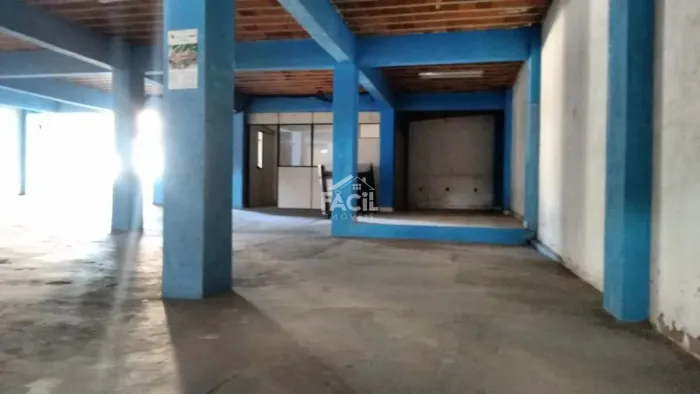 Galpão para Locação em São Francisco, Cariacica - 204m²