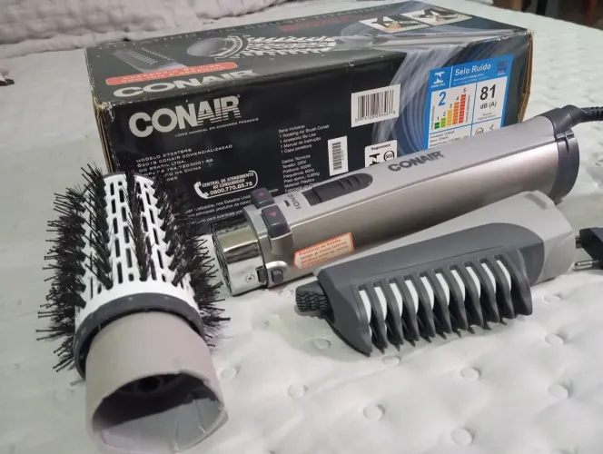 Escova Rotativa Conair - Semi Nova - 220V