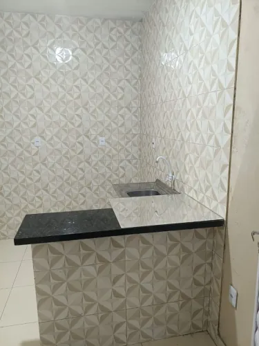 Aluga-se casa no Rosa Elzer