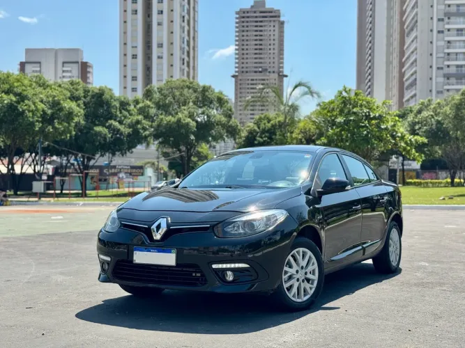 Renault Fluence Sed. Dynamique 2.0 16V Flex Aut. 2016
