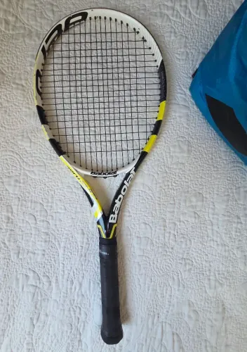Raquete de Tênis BABOLAT Aero Pro Drive 100 L3 300g
