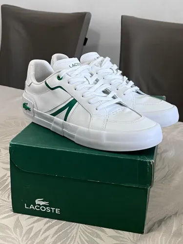 Tênis Lacoste tam 39