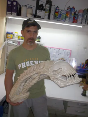 Cabeça Xenomorfo filme Alien troféu Predador 2.Impressão 3D.70x30x16cm.pintura osso