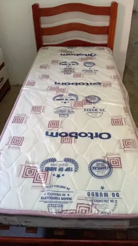 Cama de solteiro madeira 
