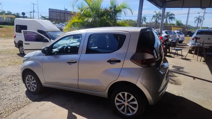 Fiat Mobi Easy ON 1.0 Fire Flex 5P. 2017