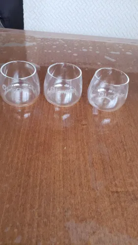Copos antigos para aperitivos da LanChile