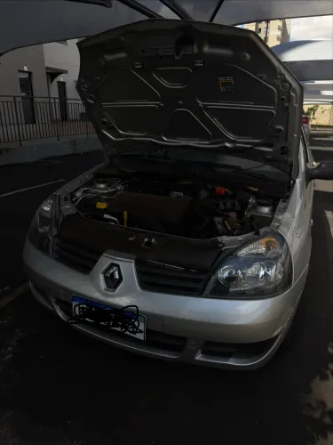 Renault Clio Campus Hi-flex 1.0 16V 5P 2010