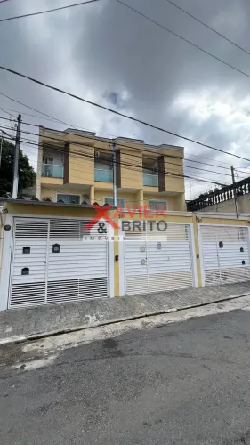 Sobrado Semi Novo à venda em Itaquera 3 Quartos (1 Suíte), Quintal Gourmet, 2 Vagas