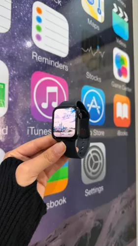 Apple Watch SE 2ª 44mm GPS+ celular - seminovo