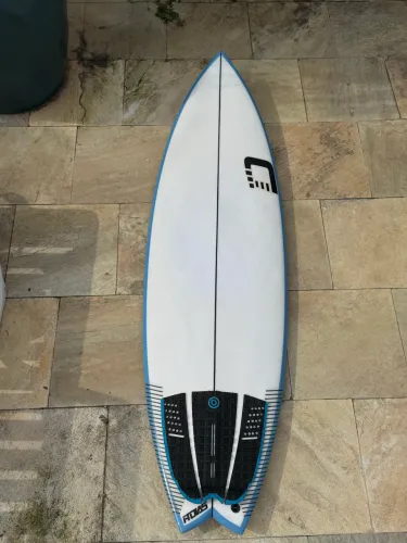 Prancha surf RDias modelo Ice Cream