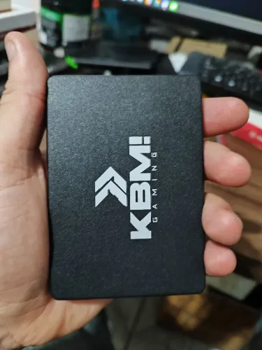 SSD KBM 256GB SATA 2.5 Saudável 100% Muito pouco uso