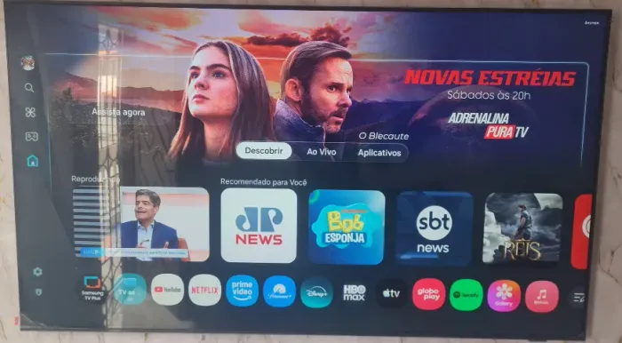 Smart TV Samsung 65 polegadas 4K com game Hub no plástico ainda