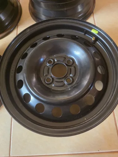 RODAS NOVAS DE FERRO COM PITO PARA HONDA FIT