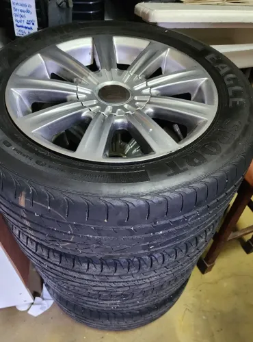 JG Rodas 15 4x100 + Pneus Goodyear 195/60R15