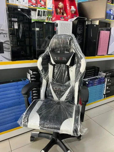 Cadeira gamer com almofada de couro