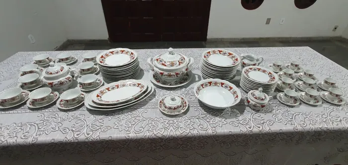 Aparelho de Jantar e Chá 66 Peças SCHMIDT