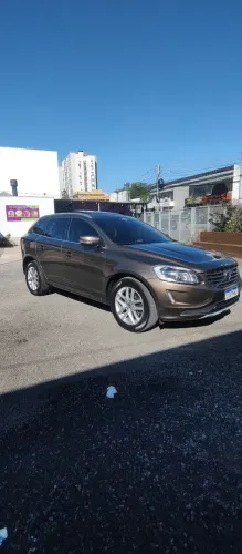 Volvo XC 60 T-5 Momentum 2.0 245cv FWD 5P 2017