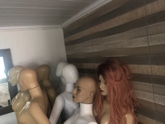Manequins feminino ótimo estado