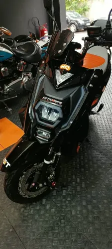 Scooter elétrica