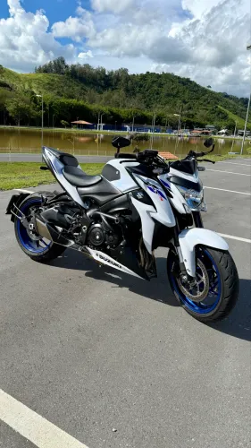 Suzuki GSX-S 1000 AZ 2022