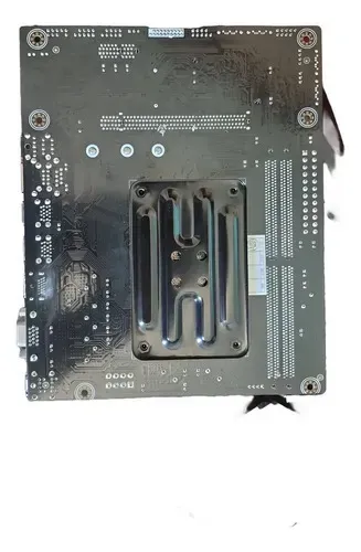 Ryzen 3 2200g + Placa Mãe Pcware A320g + Cooler Amd (Roda Valorant, GTA V, e outros)