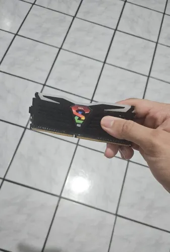 Memória RAM 8gb 3000mhz Geil