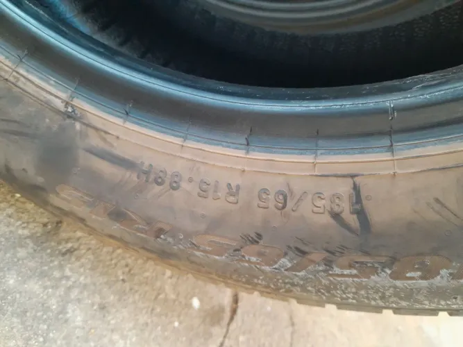 1 pneu 185/65 r15 semi novo