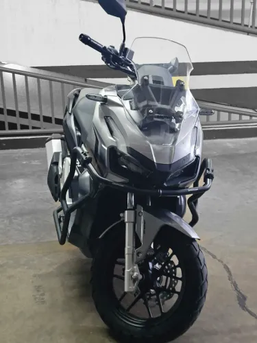 HONDA ADV 150 IMPECÁVEL 