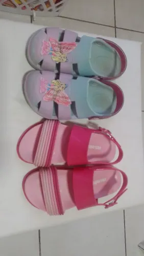 Sandália Melissa n° 29/ Crocs Grendene Barbie n°28 super conservados 