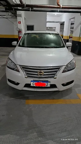Nissan Sentra SL 2.0/ 2.0 Flex Fuel 16V Aut. 2016