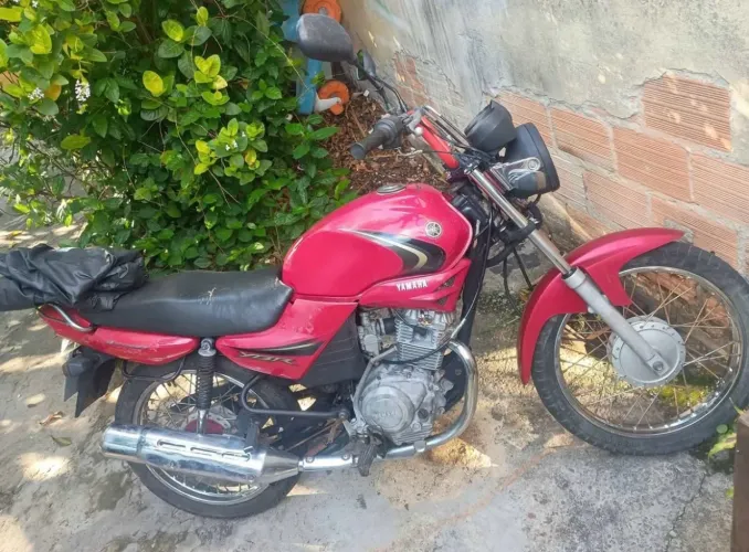 Yamaha Ybr 125 pego troca