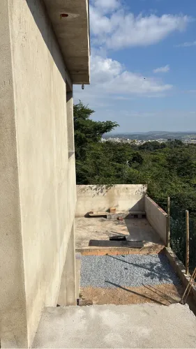 VENDO CASA EM CONSTRUÇÃO - NEGOCIO - MAIS INFORMAÇÕES POR WHATSAPP