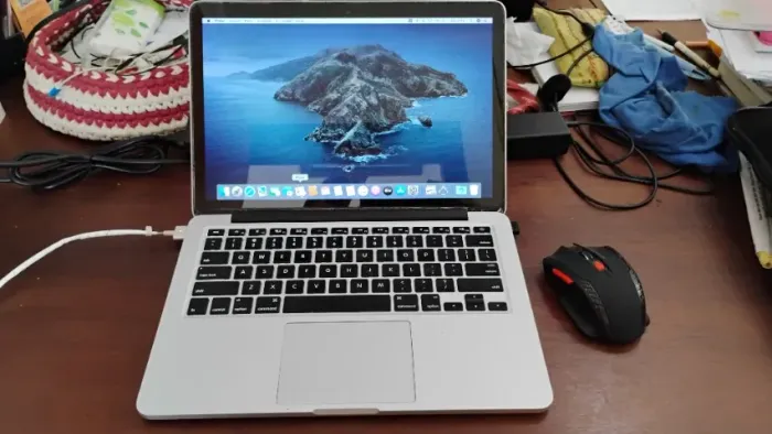 MacBook Pro Retina 13" 1Tb. Funcionando mas com alguns defeitos, leia o anúncio!