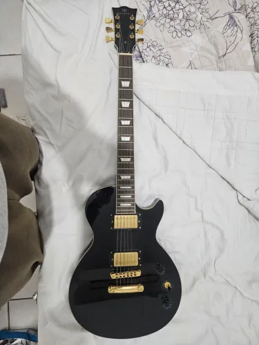 LP Michael Raoyale GML325 ABK e Amplificador vulcan de 30