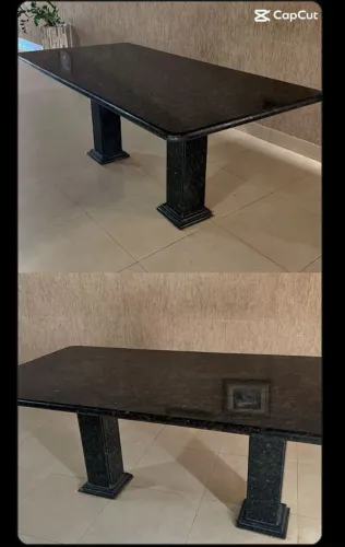 Mesa de jantar em mármore usada