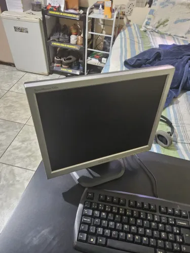 Computador Desktop AMD Phenom II 8GB de ram + monitor + teclado mouse e mouse pad incluso