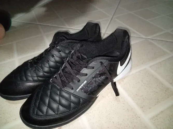 Chuteira Nike Lunar Gato Futsal (número 40)