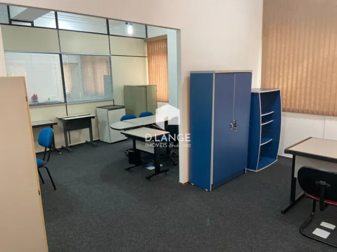 Sala comercial para locação no bairro Bosque em Campinas