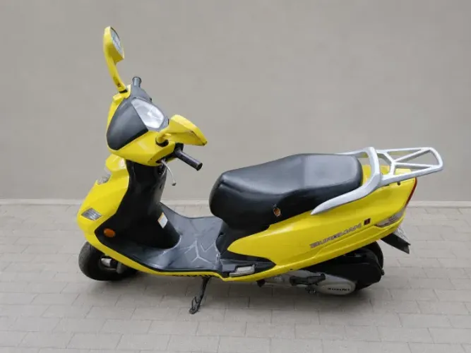 SUZUKI BURGMAN 125 2014 - 28.430 KM - REVISADA