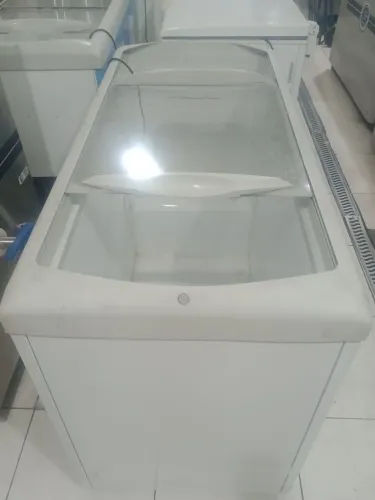 Freezer 410 litros metalfrio 220 v