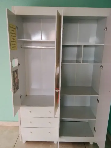 Guarda roupa infantil 