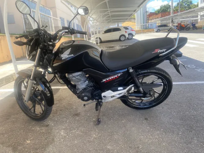 Troco em lander 250.  2020