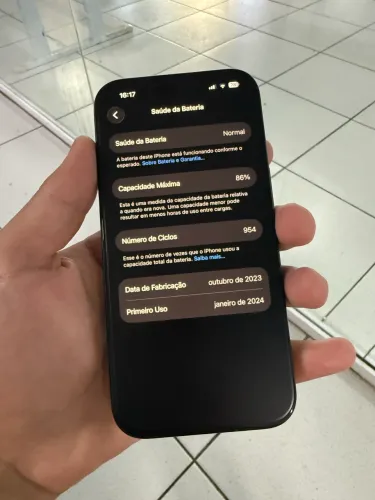iPhone 15 128GB