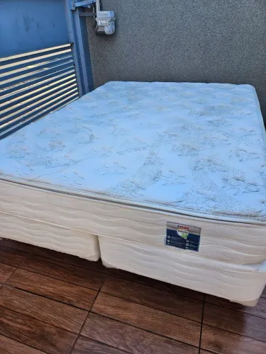 Cama Box QUEEN SIMMONS