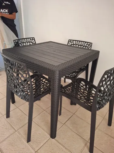 Conjunto de mesa 4 lugares
