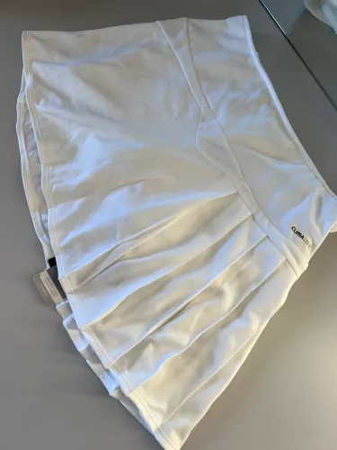 Short saia adidas treino