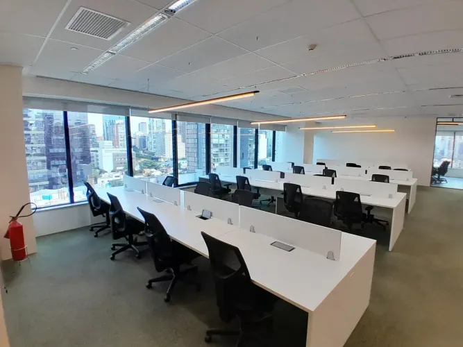 Escritório para locação no Itaim MOBILIADO PLUG AND PLAY 541,81 m² 17 vagas