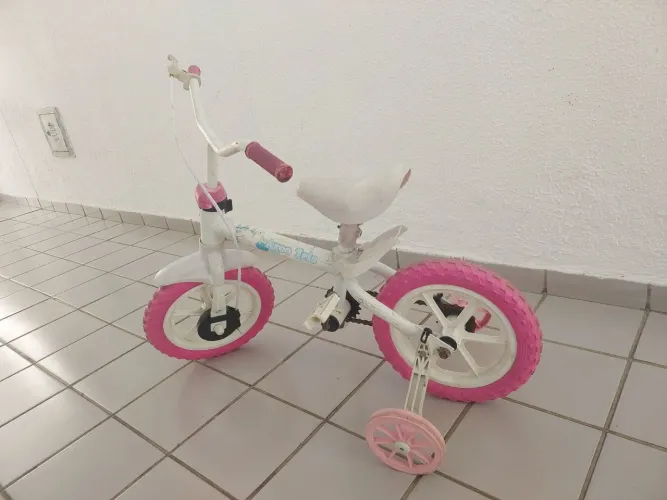 Bicicleta bike infantil aro 12 conservada