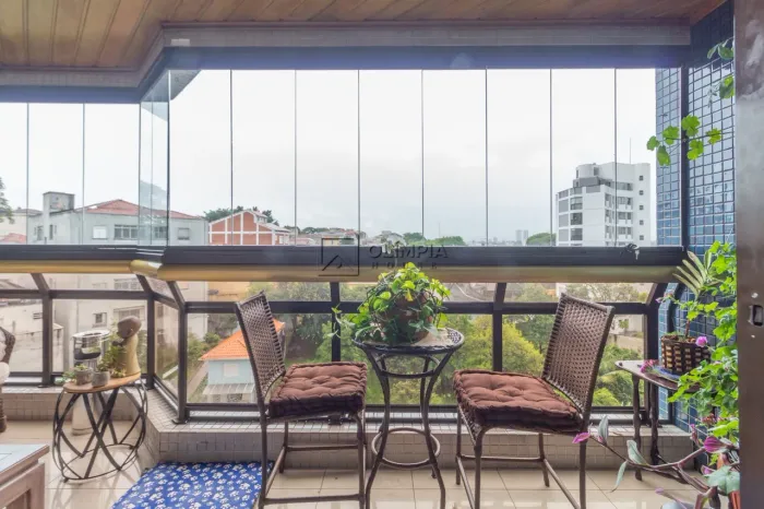 Venda · 4 dormitórios no Vila Mariana
